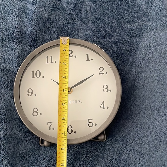 Rae Dunn clock — battery operated - Picture 8 of 8